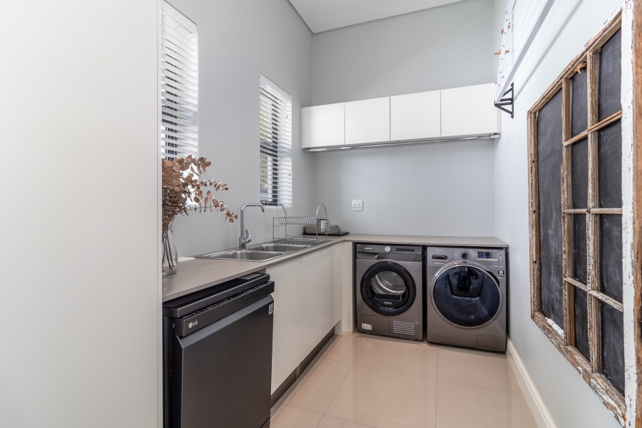 4 Bedroom Property for Sale in Paarl South Western Cape